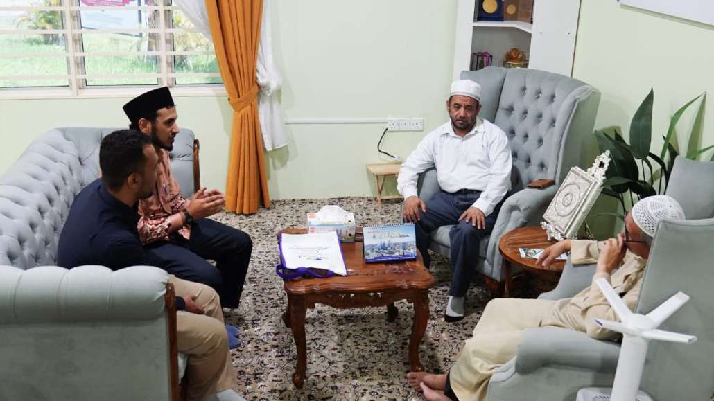 ALTAWASUL visits Malaysian Minister2 ALTAWASUL visits former Malaysian Minister of Religious Affairs